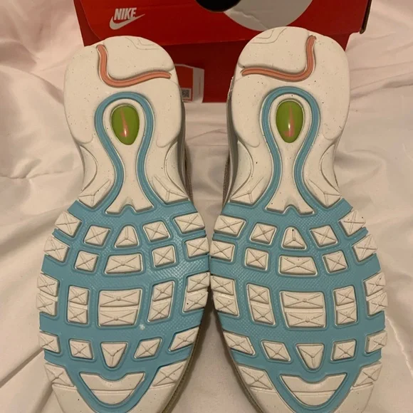 Nike Air Max 97 SE (GS) - Picture 3 of 5